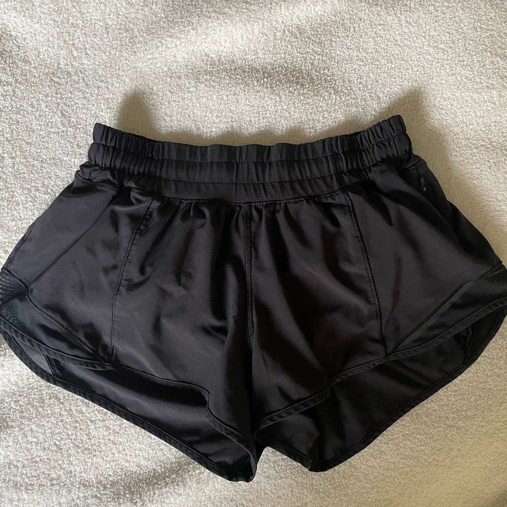 black hotty hot lululemon shorts